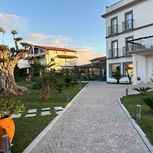 Hotel Evergreen Laguna Vain-lezhe
