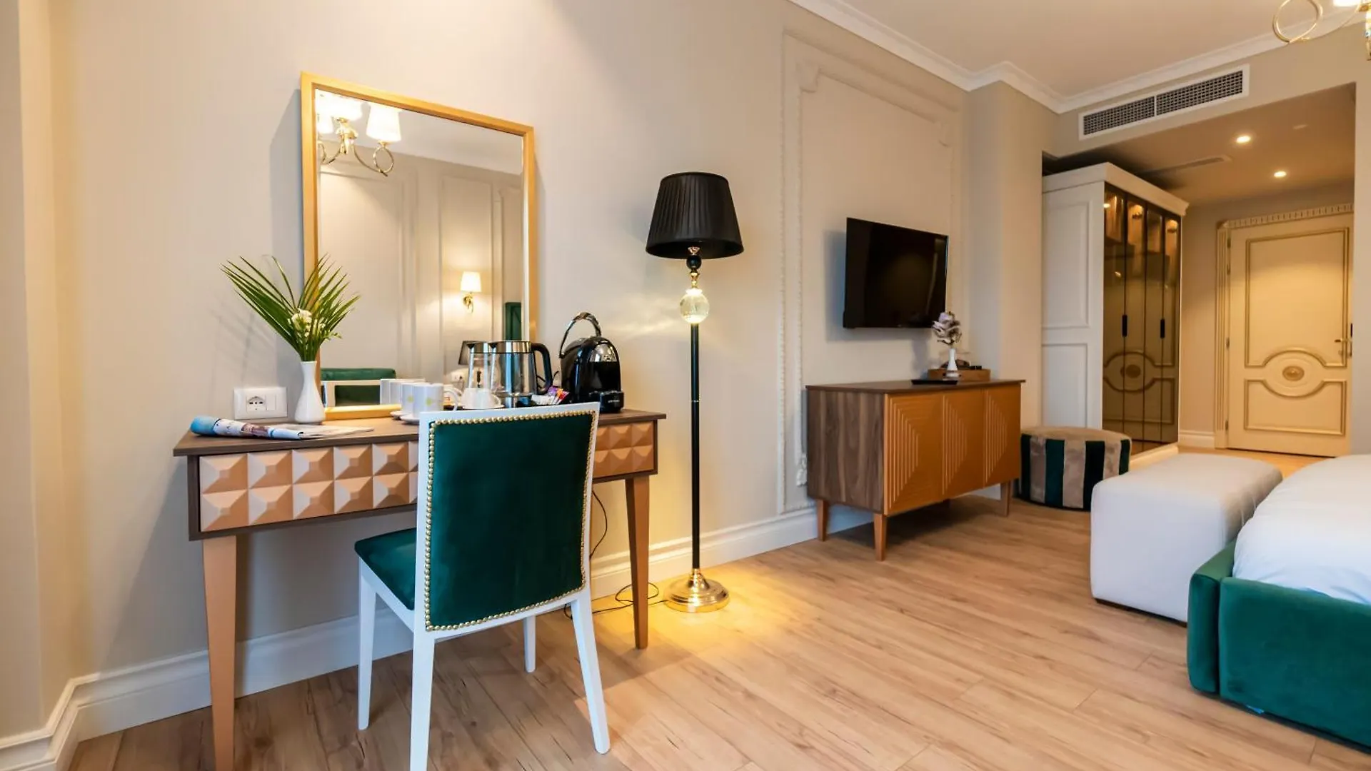 Hotel Diamma Resort Conference & Spa Kryemedhej